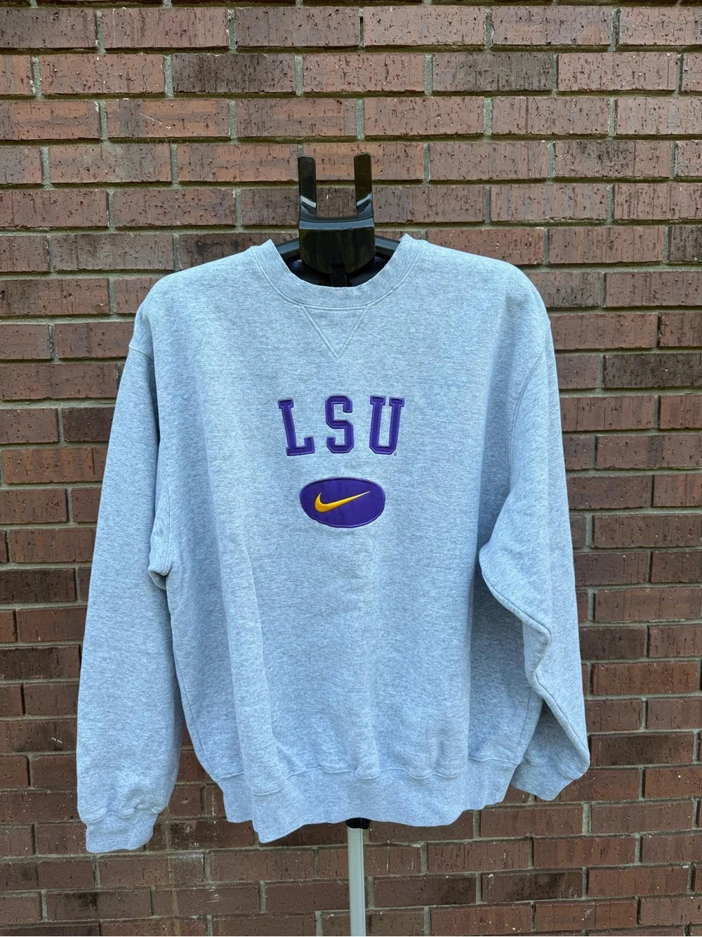 Vintage 2003 Nike LSU Crewneck Sweatshirt Large Grey Center Swoosh Y2K Tigers